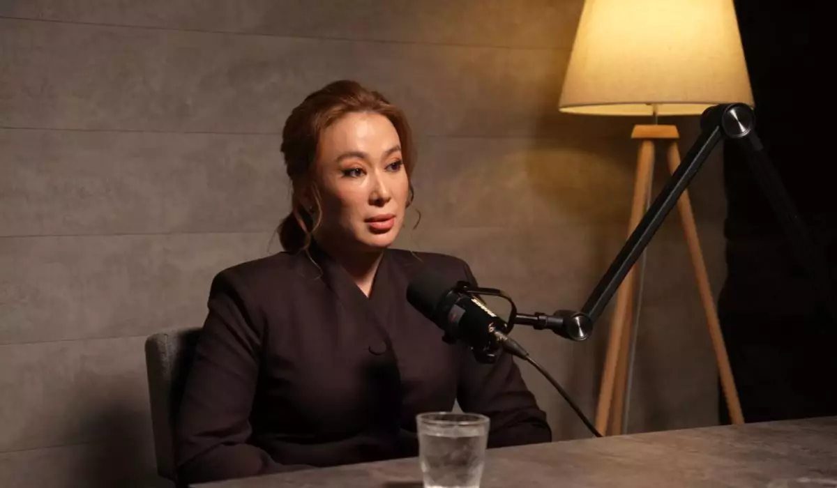 "Сүйгенімнен балалы болғым келді": Белгілі психолог Ирина Раззах отбасылы ер адамнан бала туған