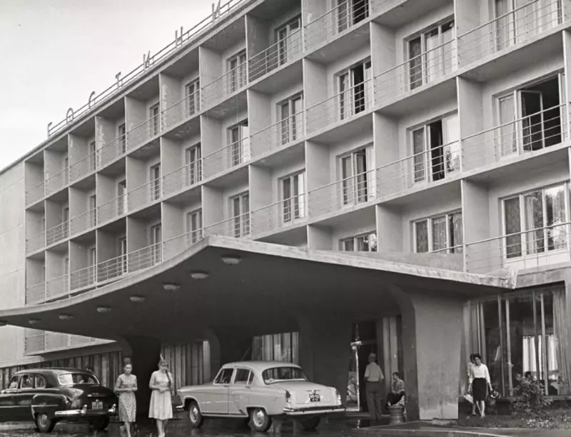 Ещё одно историческое здание могут снести в Алматы