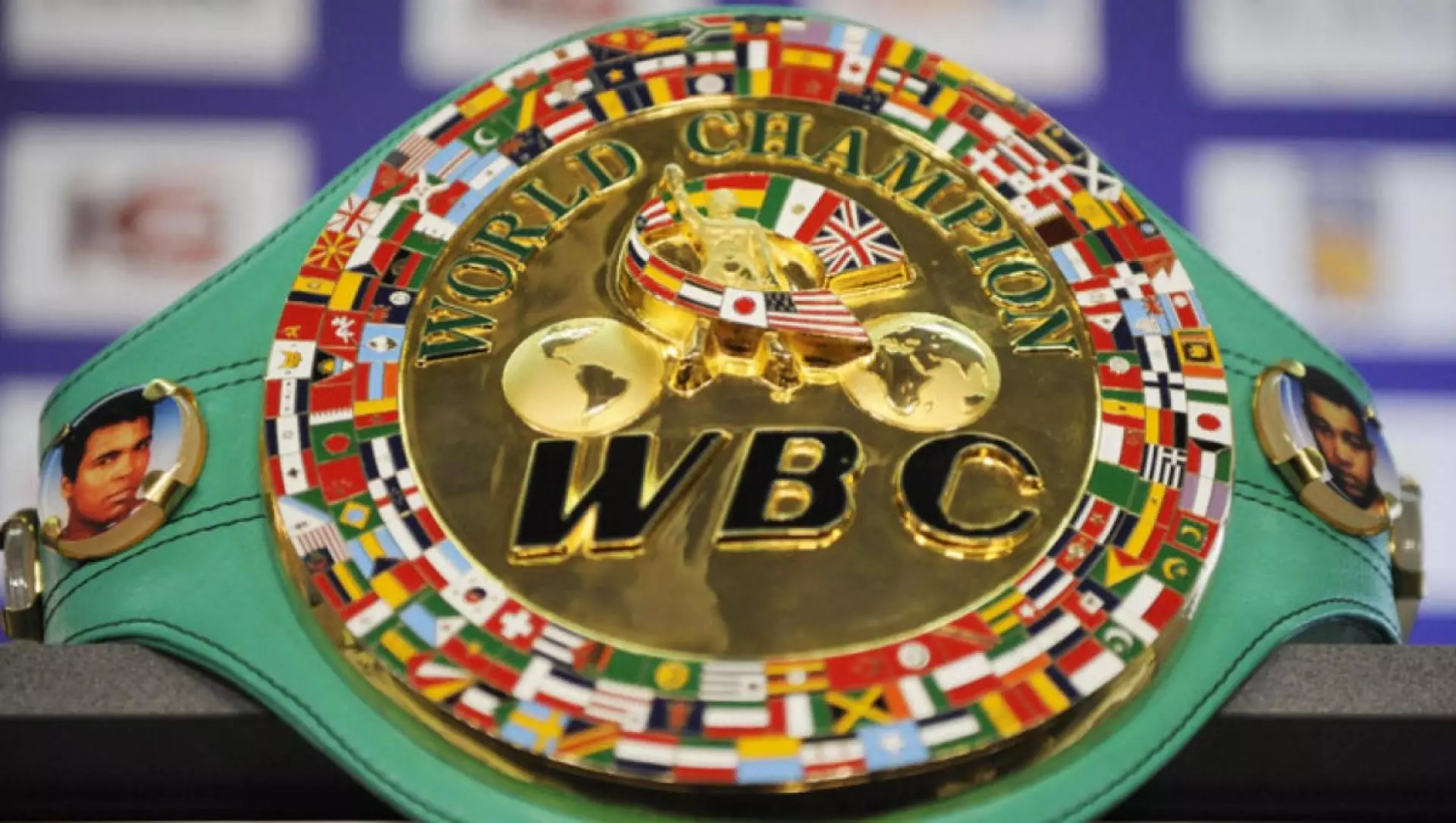 WBC лишили пояса чемпиона мира по боксу