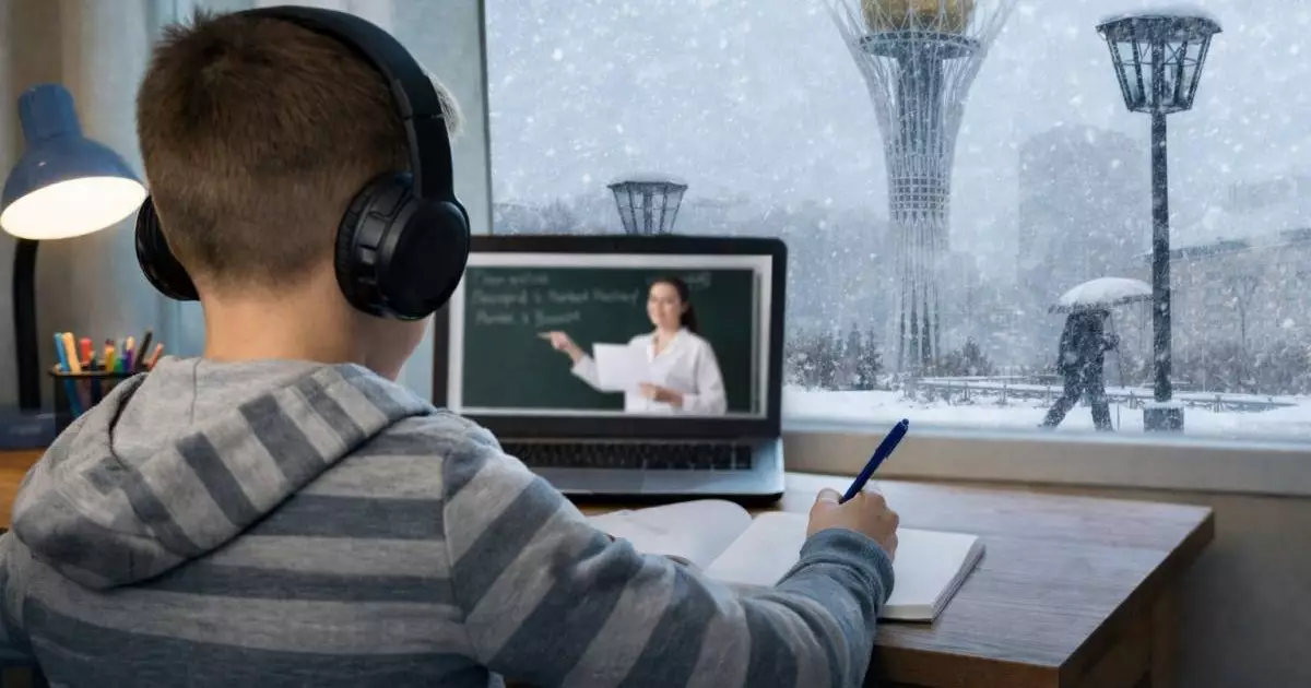  Часть школьников Астаны перевели на дистанционное обучение из-за ухудшения погоды 