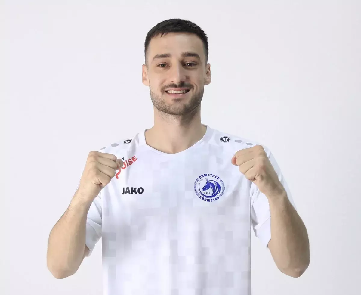 “Келіссөздер әлі жүріп жатыp” – “Оқжетпестің” бұрынғы ойыншысы мансабын қайда жалғастырмақ?