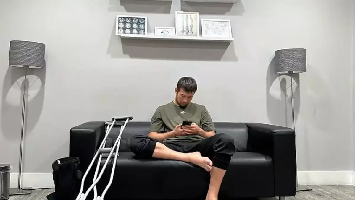 «Жаным ашыды»: Америкалық файтер Шавкат Рахмоновқа аяушылық білдірді