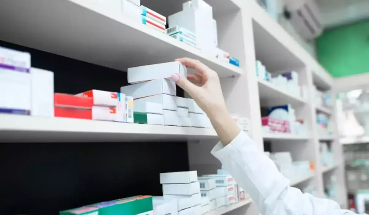 Больше 15 тысяч упаковок бесплатных лекарств продавали в аптеках Казахстана
