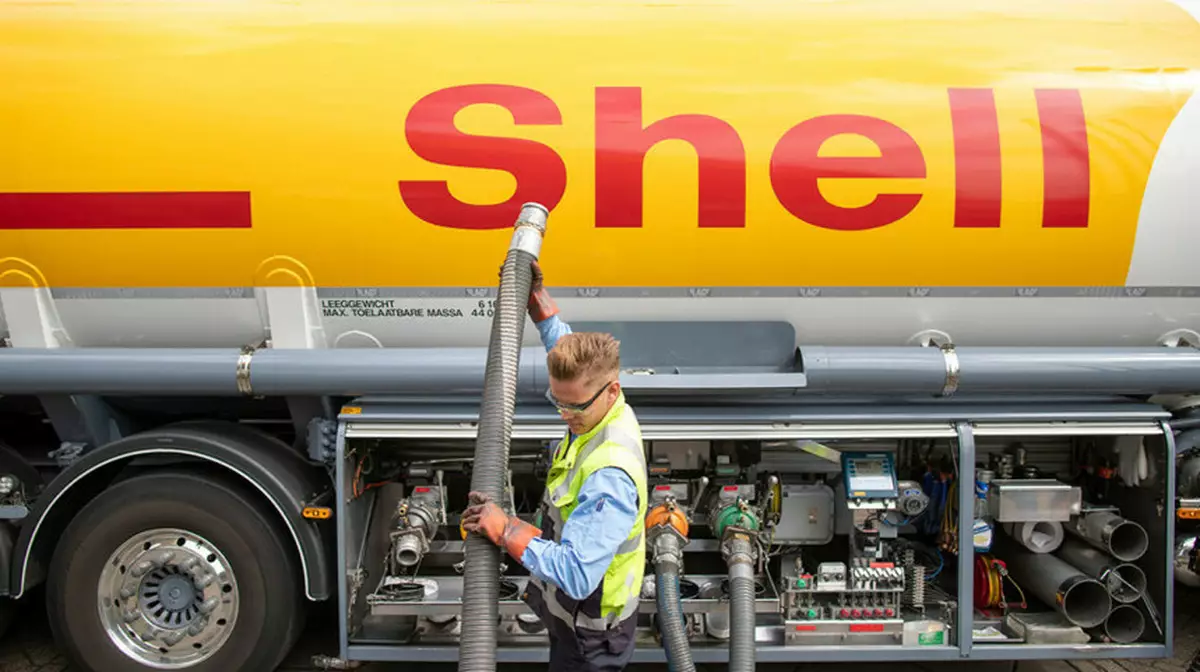 Shell приостанавливает инвестиции в Казахстан на фоне многомиллиардных споров