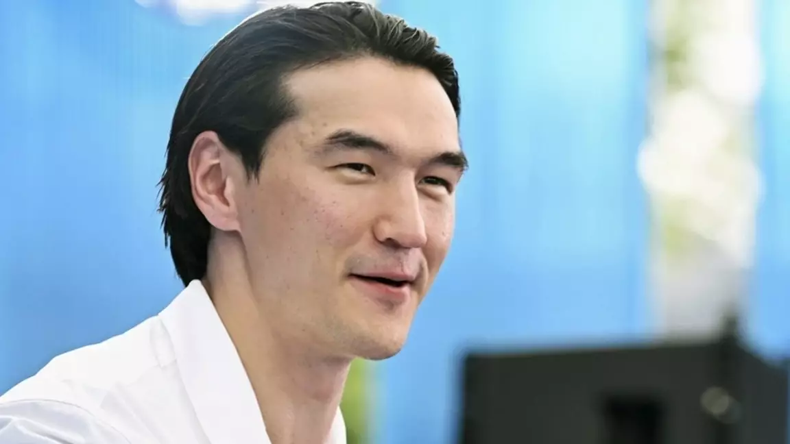 Қазақстандық әзілкеш Нұрлан Сабуров енді Ресейге 50 жыл бойы кіре алмайды