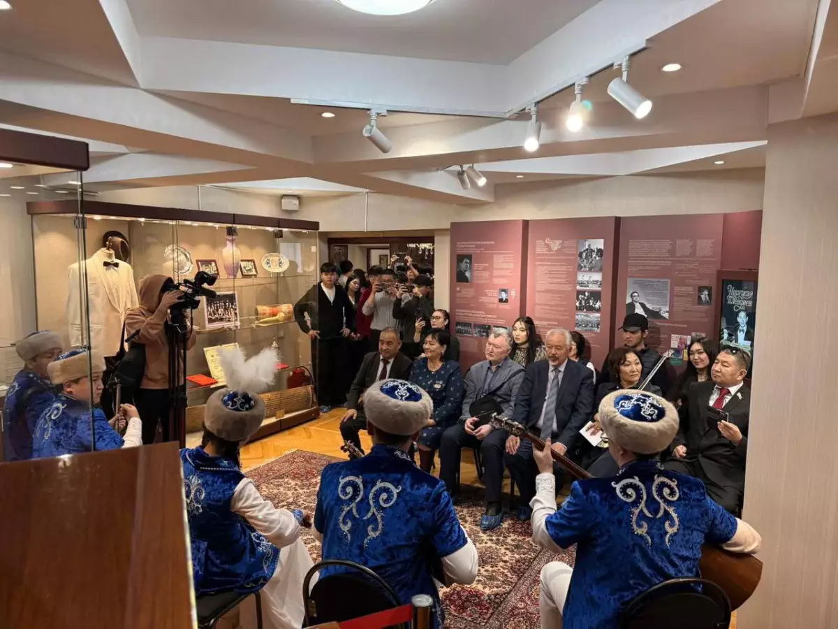 Духовное созвучие поэзии Мукагали и музыки Нургисы