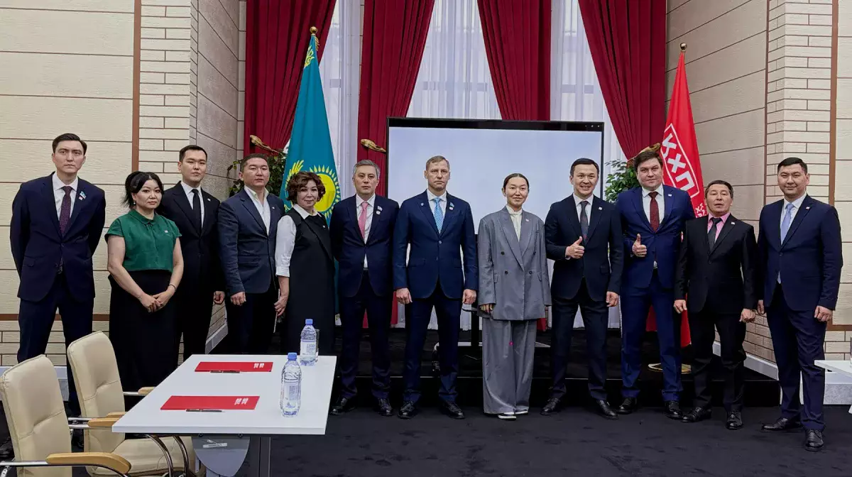 ҚХП алаңында Конституция жобасы бойынша пікірталас өтті