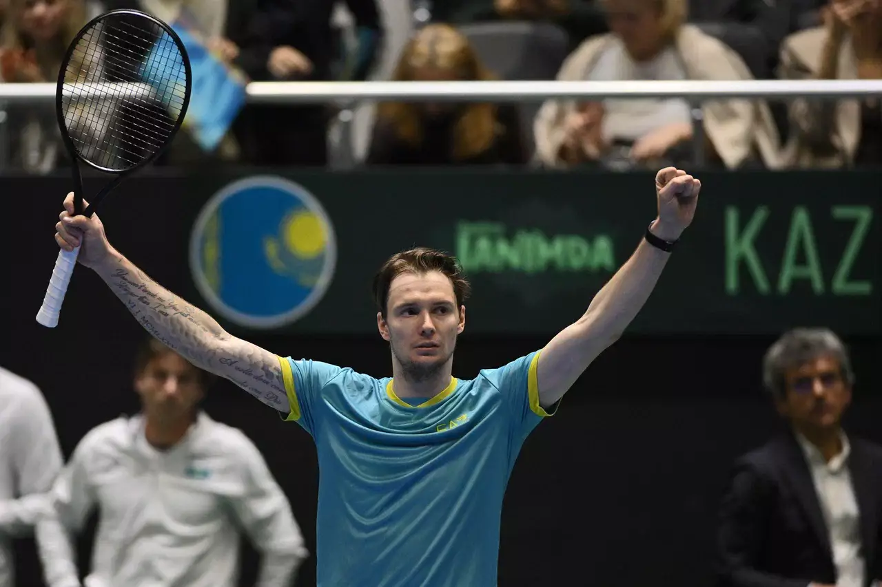 Қазақстанның бірінші ракеткасы ұлттық құрамаға алғашқы жеңісті сыйлады