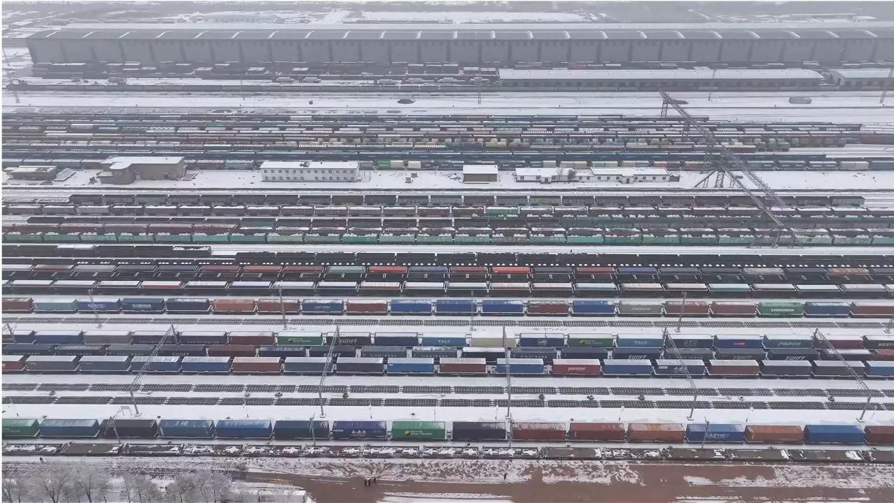 В период 14-й пятилетки Алашанькоу обеспечил динамику развития «золотого коридора» на Евразийском континенте