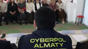 Алматыда егде жастағы азаматтарға қаржылық алаяқтықтан қорғану бойынша дәріс өтті