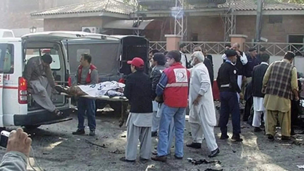 Исламабадта мешітте жарылыс болып, 30-дан астам адам қаза тапты