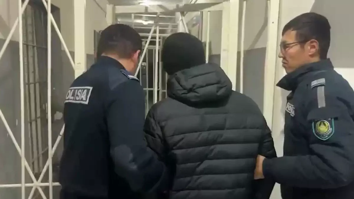 Балтамен сыныптастарын жарақаттан оқушының ата-анасына айыппұл салынды