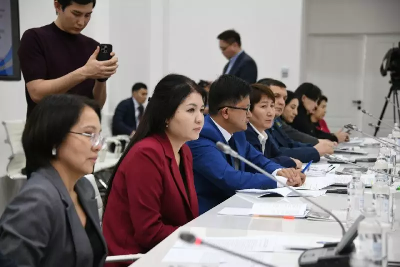 ҚазҰУ-да Парламент депутаттарының қатысуымен академиялық тыңдаулар өтті