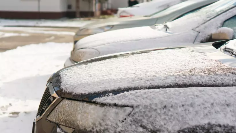 Қалың қар: Астанада таңғы уақытта 45 жол апаты тіркелді