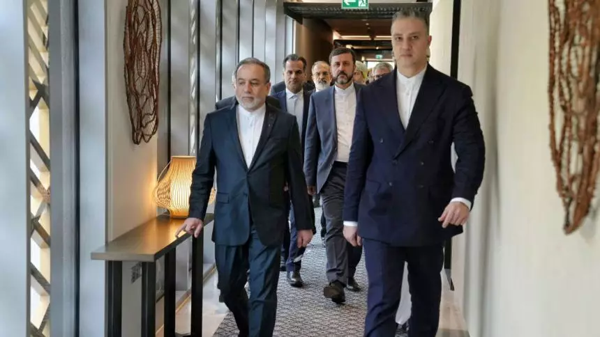 Келіссөздер аяқталды: АҚШ Иран мұнайына жаңа санкциялар енгізді