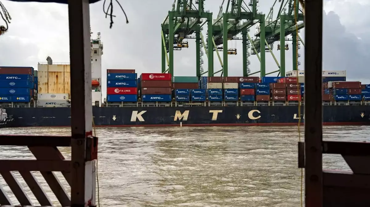 Трамп отменил 25-процентный тариф для Индии в обмен на отказ от российской нефти