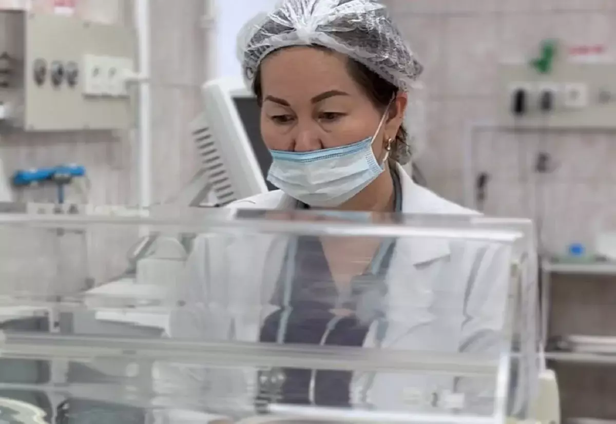 Алматы дәрігерлері салмағы 730 грамм болып туған нәрестенің өмірін сақтап қалды