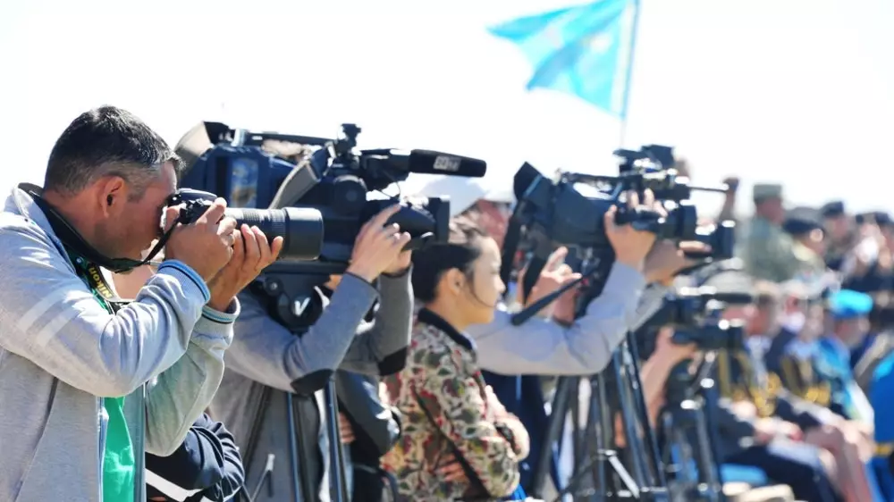 Журналистам и блогерам объяснили норму о свободе слова в новой Конституции