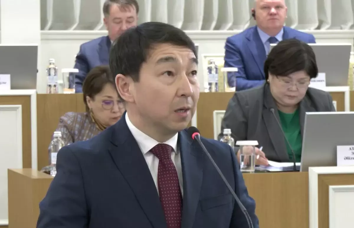 В Казахстане продолжается доработка проекта новой Конституции с учётом предложений граждан