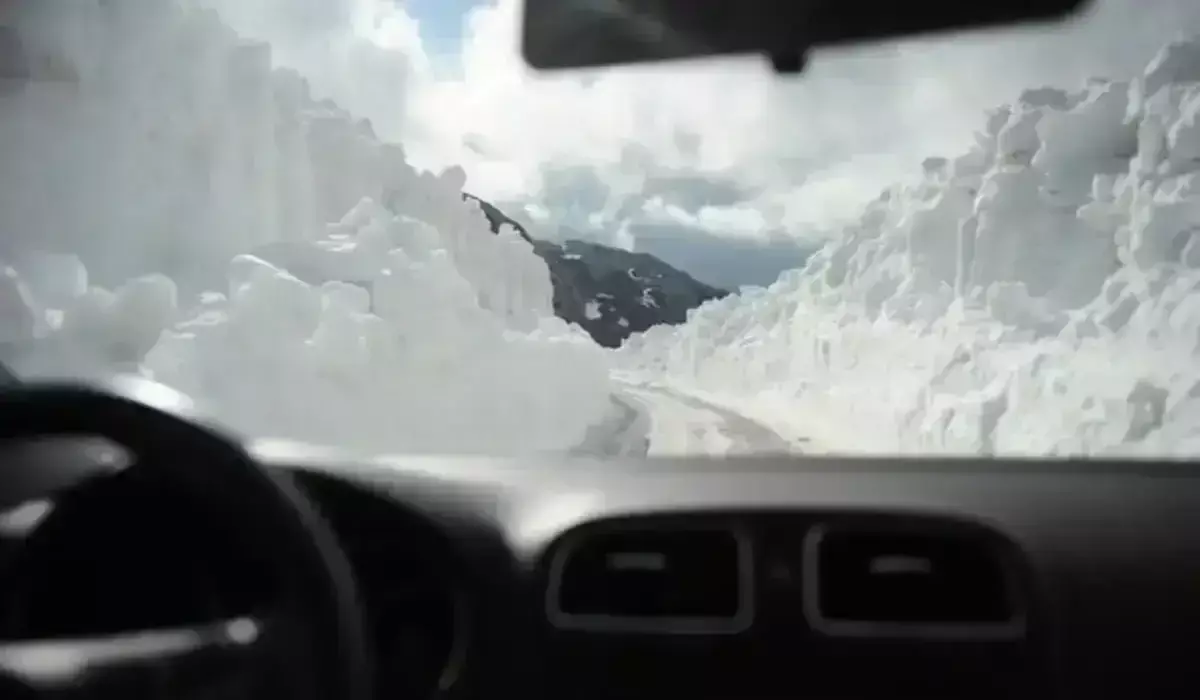 Ақмола облысында жолға шыққан бес адам қар құрсауында қалған