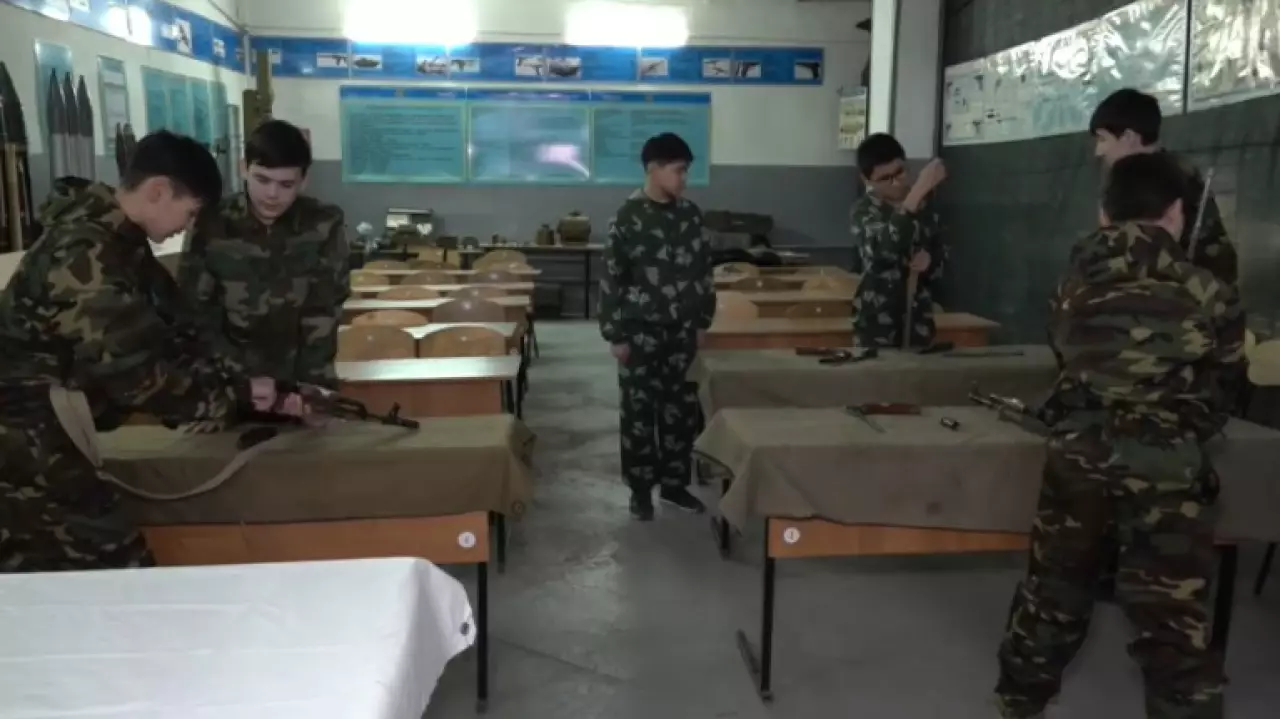 Клуб «Жас десантшы» начал работу в Уральске