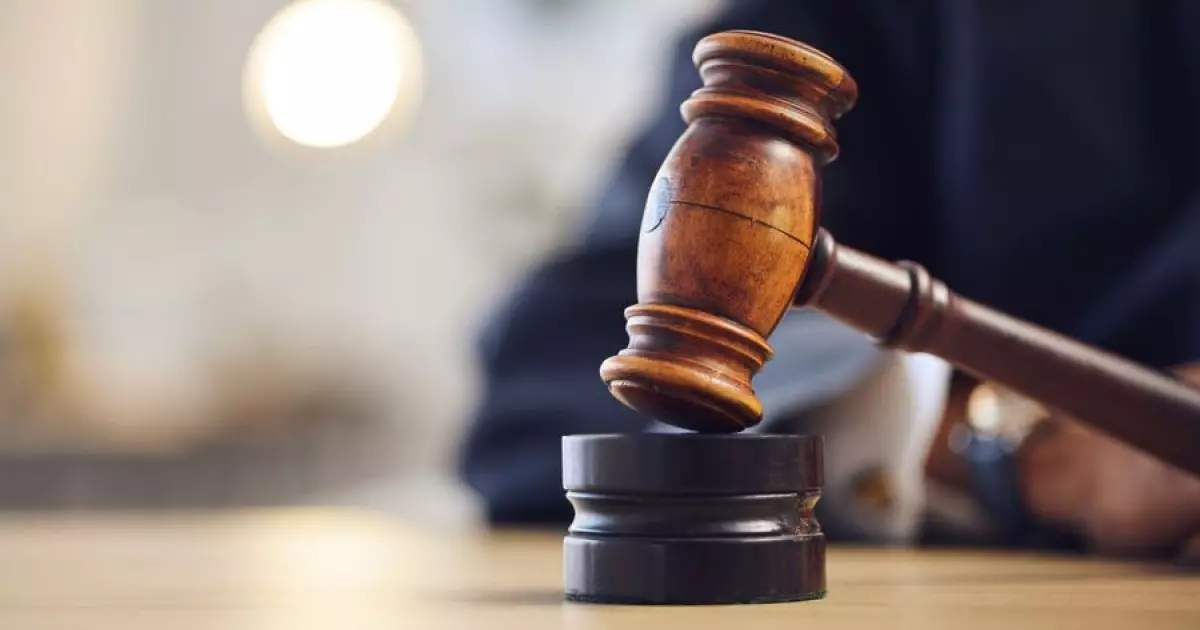  Марқұм күйеуінің көңілдесі болғанын біліп қойған әйелі 3 миллион долларға қарық болды 