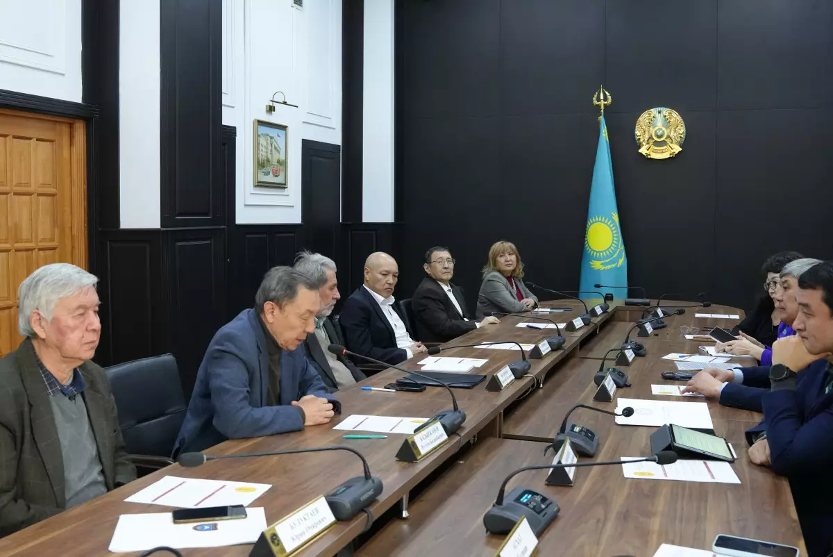 Экспертное сообщество Алматы поддержало проект новой Конституции Казахстана