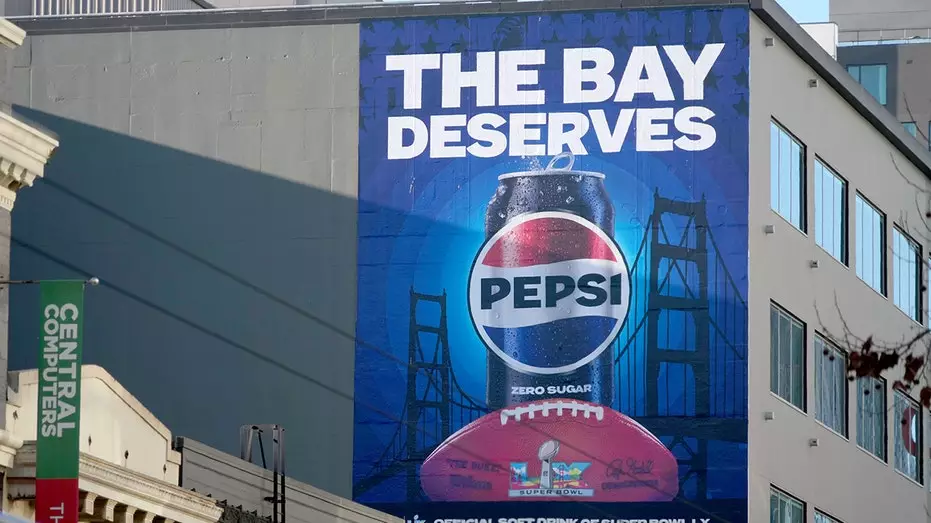 Реклама на Суперкубле отходит от традиционной мужской аудитории, ориентируясь на поколение Z и женщин.