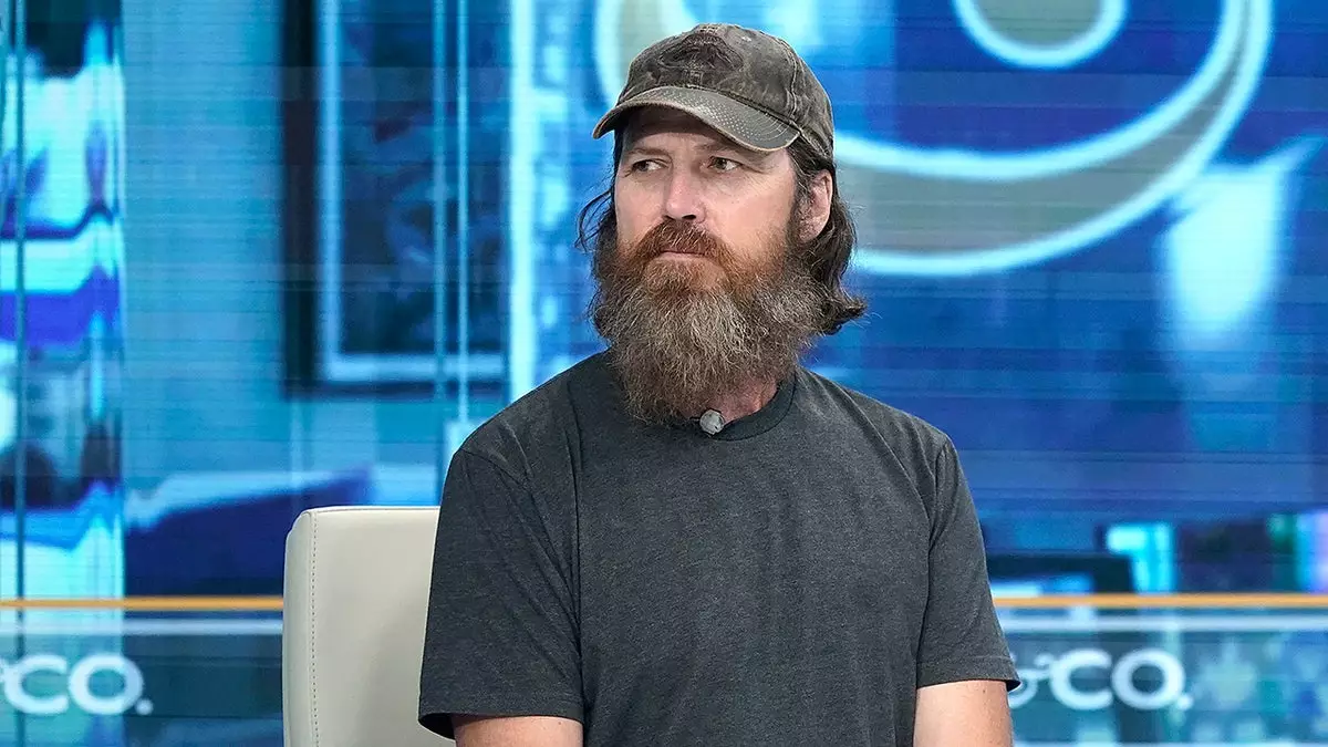 Звезда "Duck Dynasty" Джейс Робертсон и его команда пережили несколько смертельно опасных ситуаций во время "ледяного апокалипсиса".