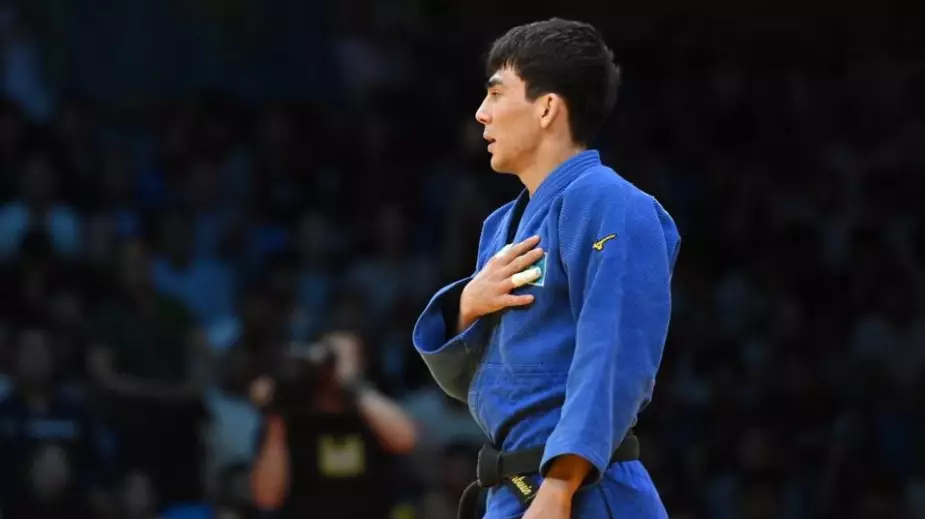 Казахстан взял первую медаль на Гранд Слэме по дзюдо в Париже