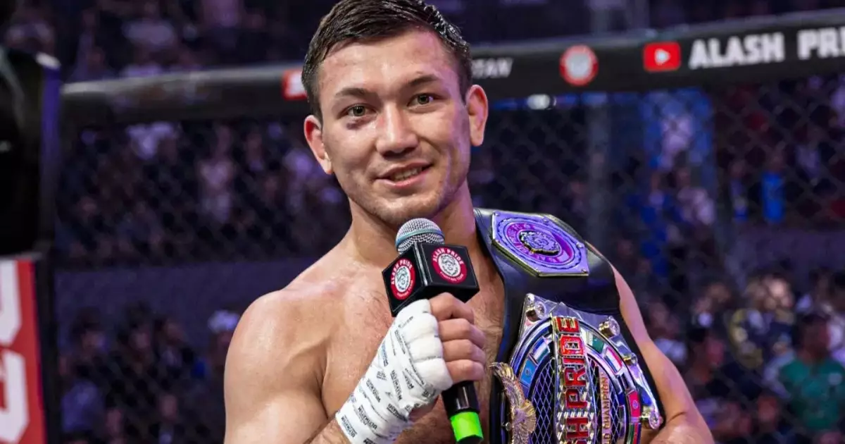   Қазақ спортшысы америкалық PFL-дегі алғашқы жекпе-жегін мерзімінен бұрын жеңіспен аяқтады   