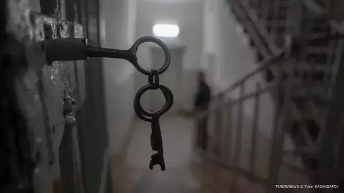 Казахстан задержал 20 подозреваемых по крупному делу о сетевом мошенничестве.