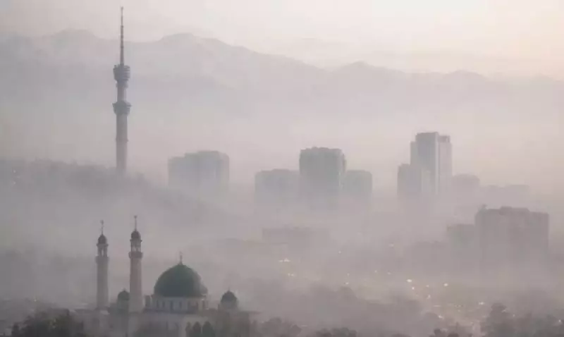 Синоптики предупредили жителей Астаны и Алматы