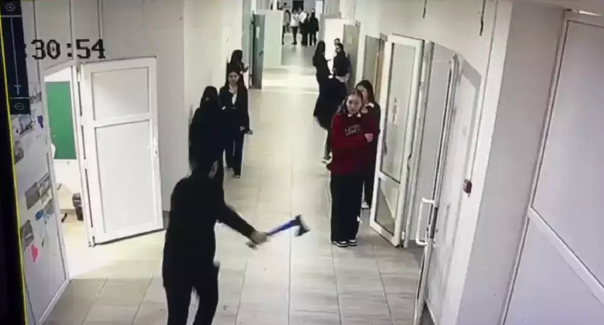 Директор школы в Кульсары уволена после инцидента с учеником - новости на Lada.kz 08.02.2026