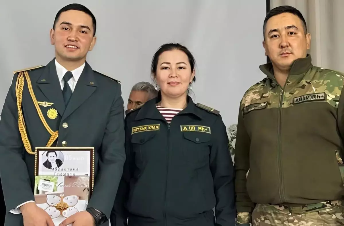 Музыкант Нацгвардии МВД РК победил в конкурсе к 95-летию Мукагали Макатаева