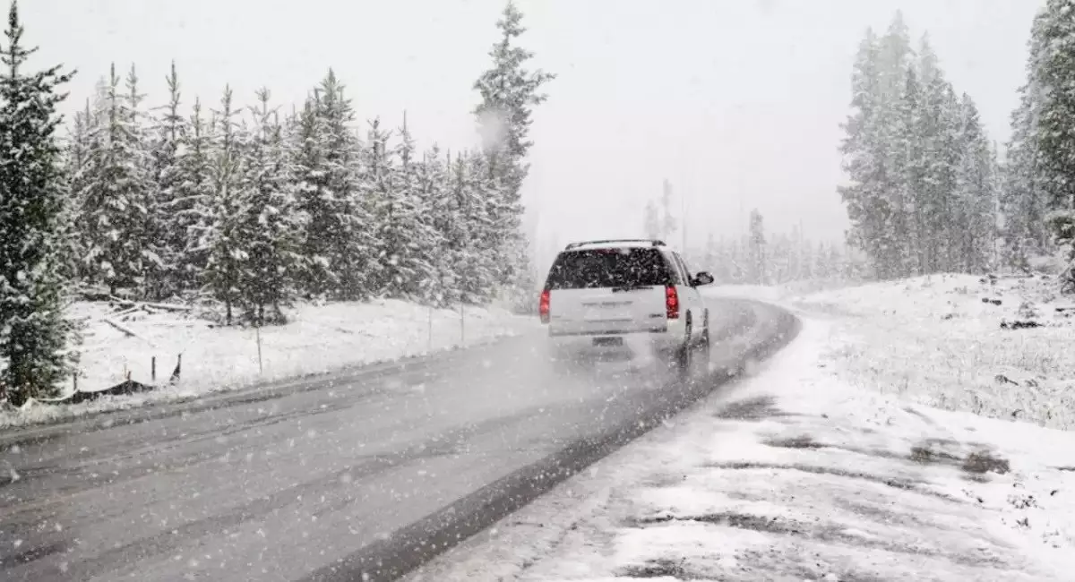 Қазақстанның екі өңірінде жол жабылды