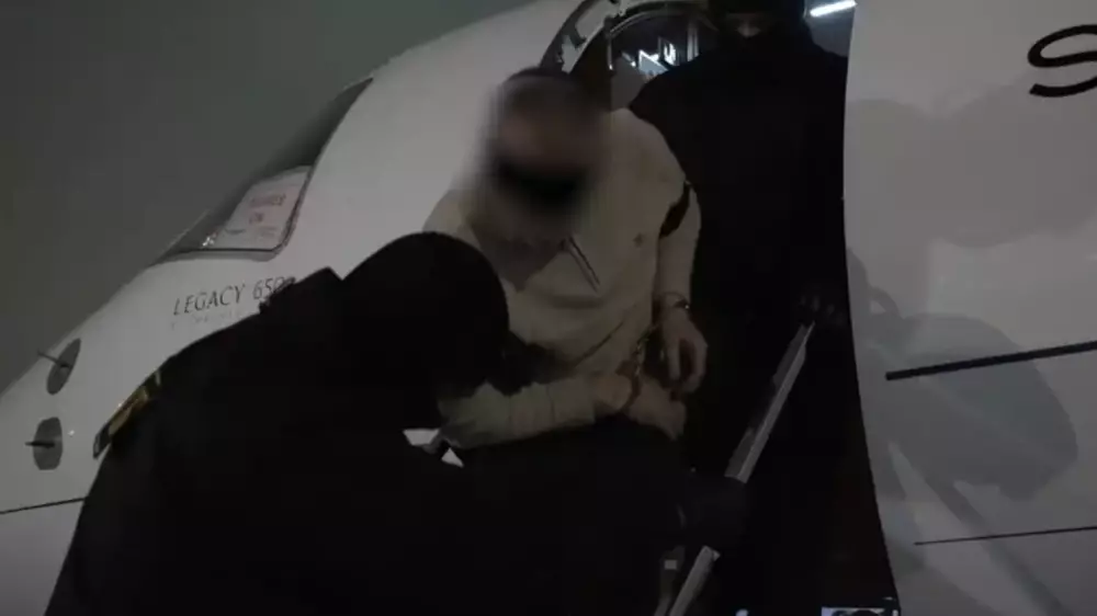 Генералға жасалған қастандық: күдікті БАӘ-ден Ресейге экстрадицияланды