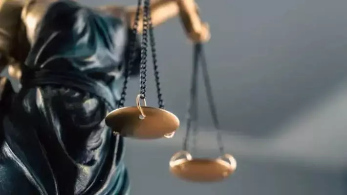 В Фергане осужденного инспектора таможни оправдали спустя 15 лет