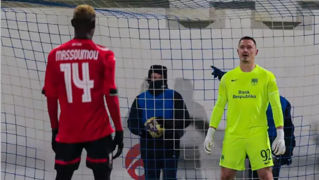 Казахстанский вратарь помог европейскому клубу оформить разгром с пятью голами в матче