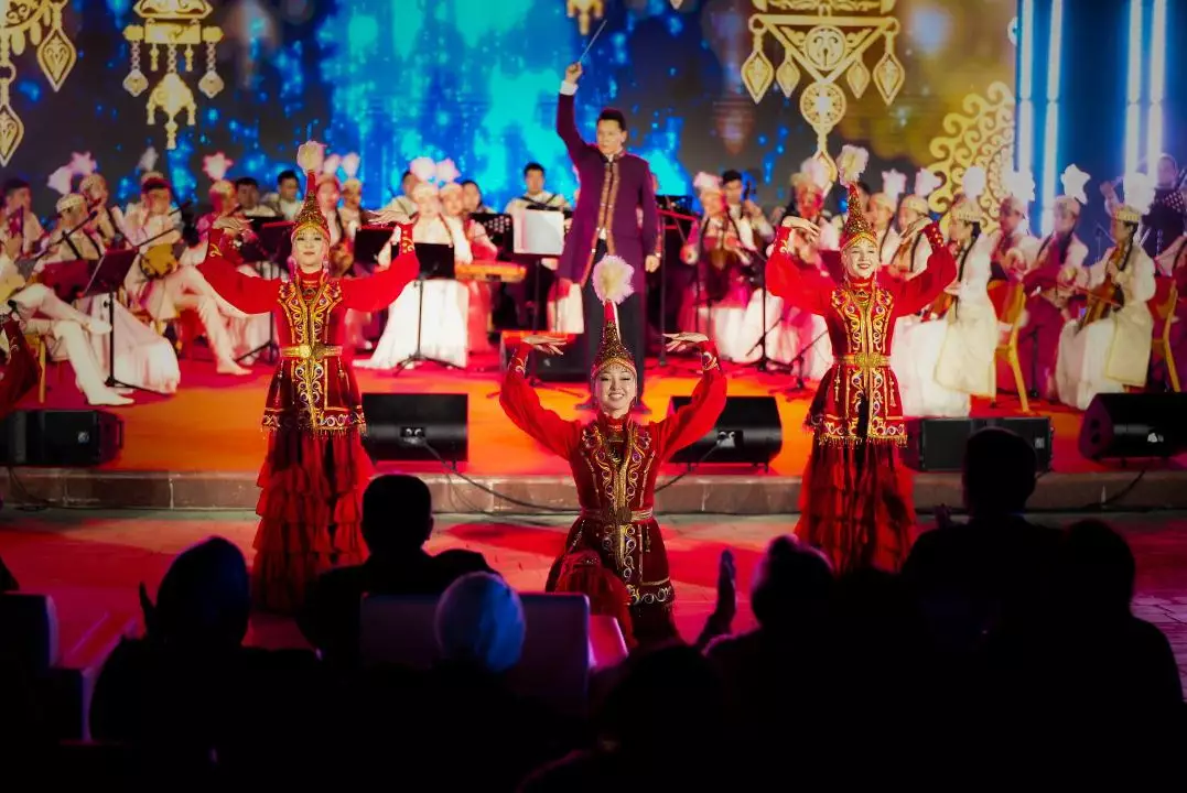 Искусство стрельбы из лука и соколиная охота: дни культуры Казахстана завершились в Катаре