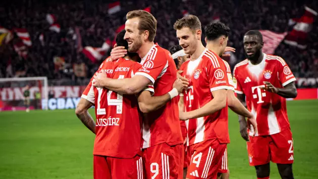 Дубль и хет-трик помогли "Баварии" одержать первую победу за три матча в Бундеслиге