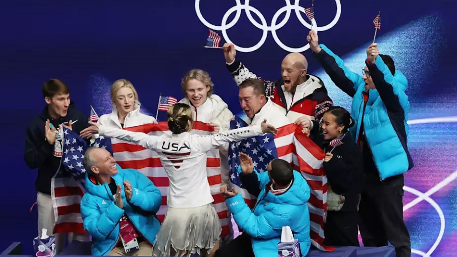 Илья Малинин стал олимпийским чемпионом. Принес США золото в командном турнире!