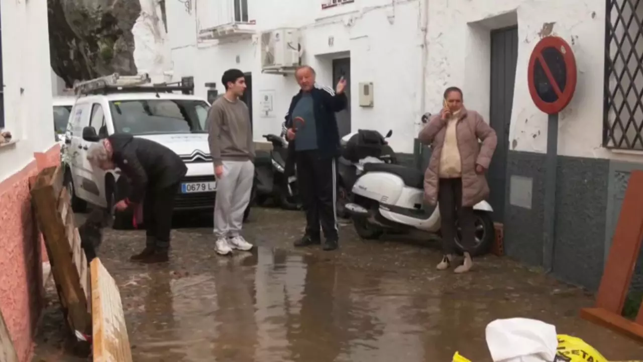 Испанияда дауылдан 180 жол апаты тіркелді