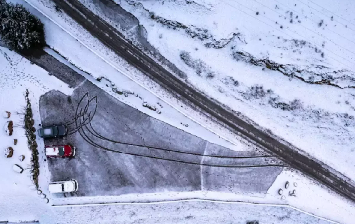 Перегруженные фуры разрушают дороги ЗКО быстрее, чем их ремонтируют