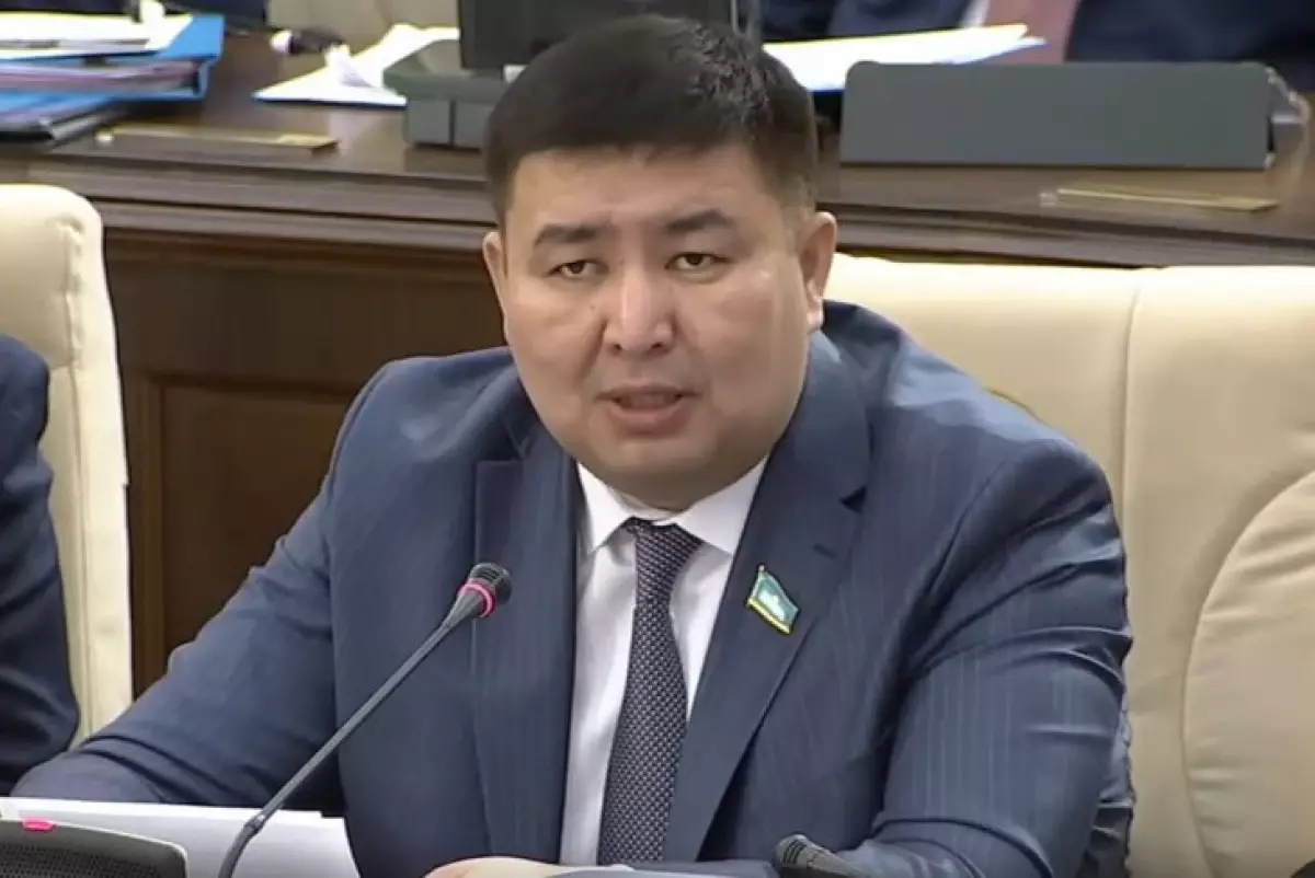 Елнур Бейсенбаев назначен завотделом внутренней политики АП