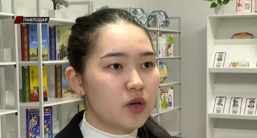 9 тіл білетін павлодарлық оқушы өз еңбегімен баспана сатып алған