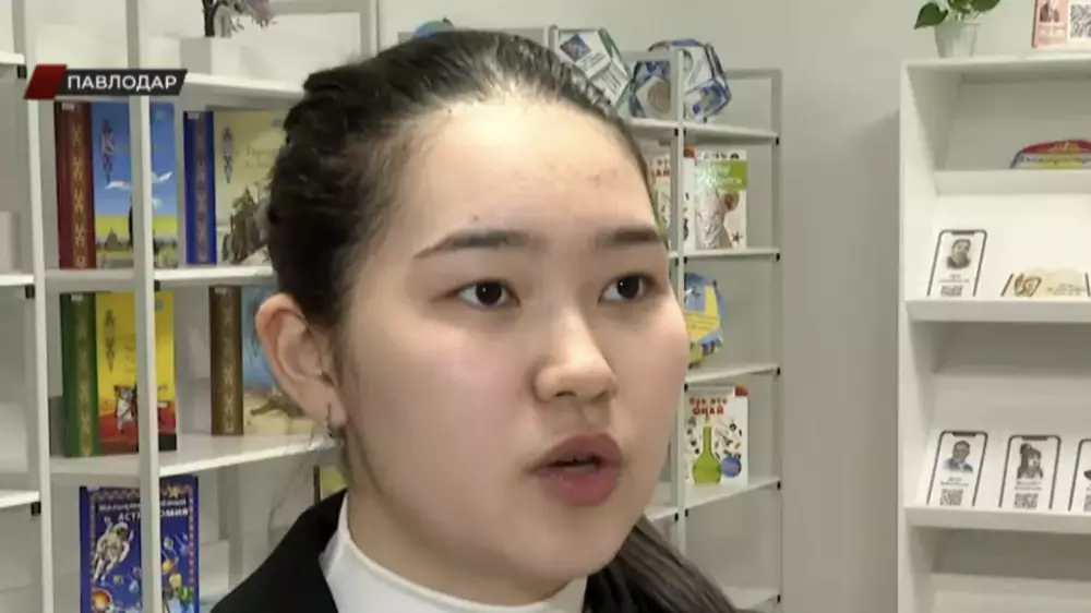 9 тілде еркін сөйлейтін оқушы өз еңбегімен Астанадан баспана сатып алған