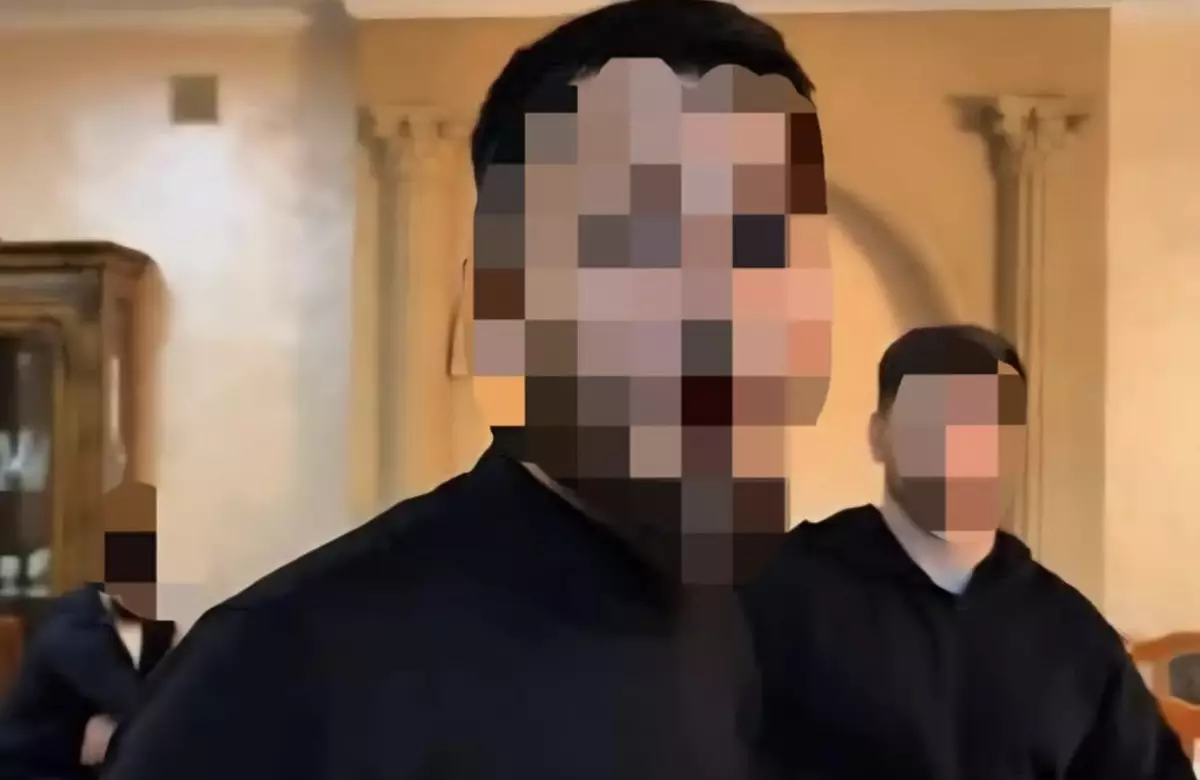 Алматыда қазақ қыздарына тіл тигізген шетелдіктер қамауға алынды