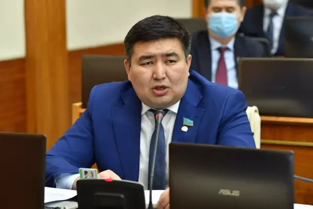 Елнұр Бейсенбаев президент әкімшілігіне орналасты