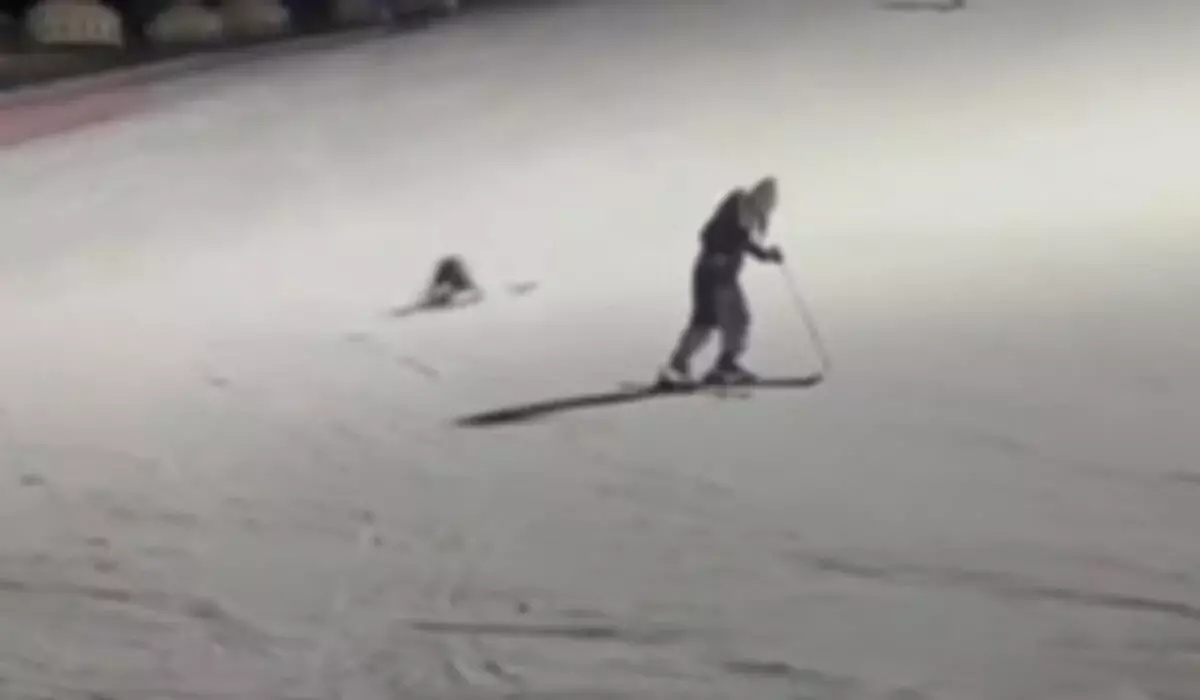 Девушка сорвалась в ущелье на горнолыжном курорте в Кыргызстане: пострадавшая в реанимации